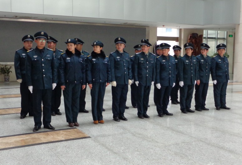 海州区领导春节看望慰问保安队员
